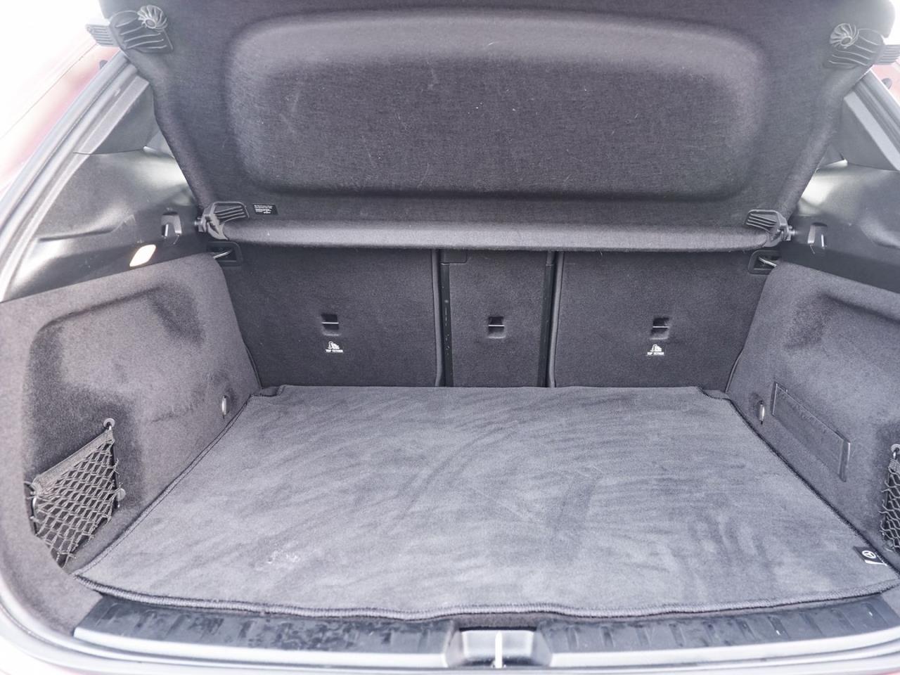 Mercedes-Benz EQA 250 AMG Night Navi Panorama Memory Distronic