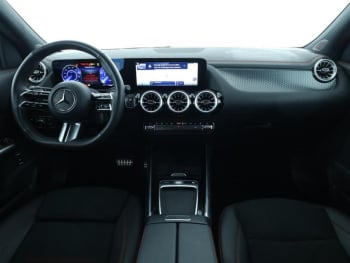 Mercedes-Benz EQA 300 4M AMG MBUX Navi-Prem. Easy-Pack Kamera