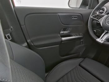 Mercedes-Benz EQA 300 4M Progressive MBUX Navi-Prem. EasyPack