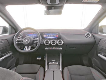 Mercedes-Benz EQA 300 4M AMG Night MBUX Distronic Kamera Klima