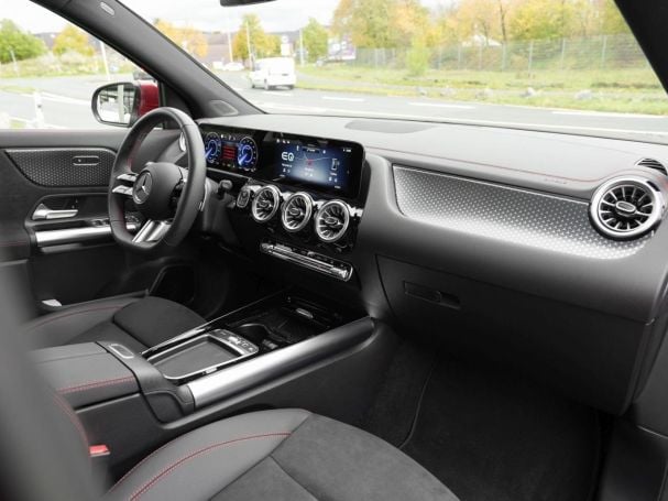 Mercedes-Benz EQA 300 4M AMG MBUX Navi Distronic 360° EasyP