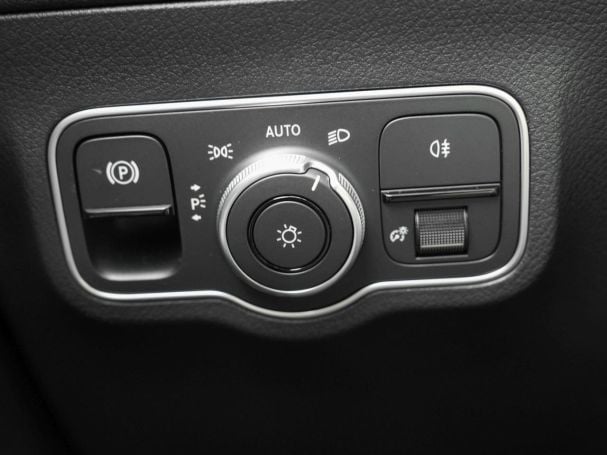 Mercedes-Benz EQA 300 4M AMG MBUX Navi 360° NP 64.819€ EasyP