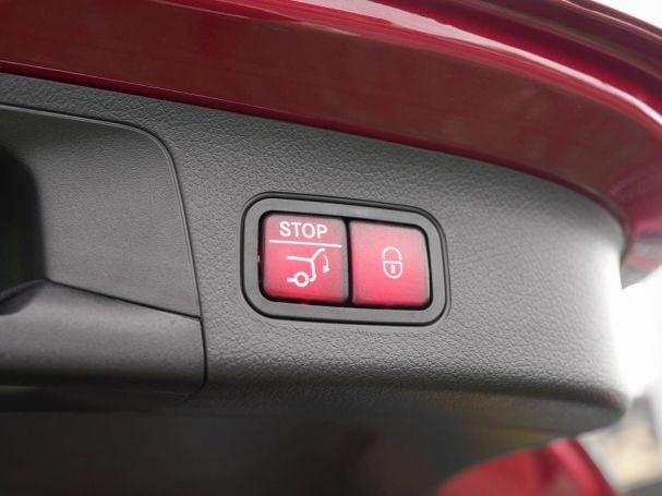 Mercedes-Benz EQA 300 4M AMG MBUX Navi Distronic 360° EasyP