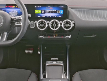 Mercedes-Benz EQA 300 4M AMG MBUX Navi Distronic 360° EasyP Mercedes-Benz EQA 300 4M AMG MBUX Navi Distronic 360° EasyP