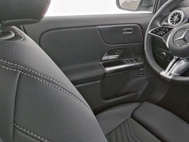 Mercedes-Benz EQA 300 4M Progressive Advanced-Paket Easy-Pack Mercedes-Benz EQA 300 4M Progressive Advanced-Paket Easy-Pack
