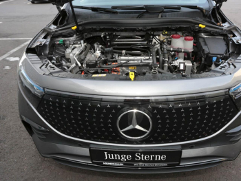 Mercedes-Benz EQA 300 4M AMG Night Panorama Distronic Winter-P