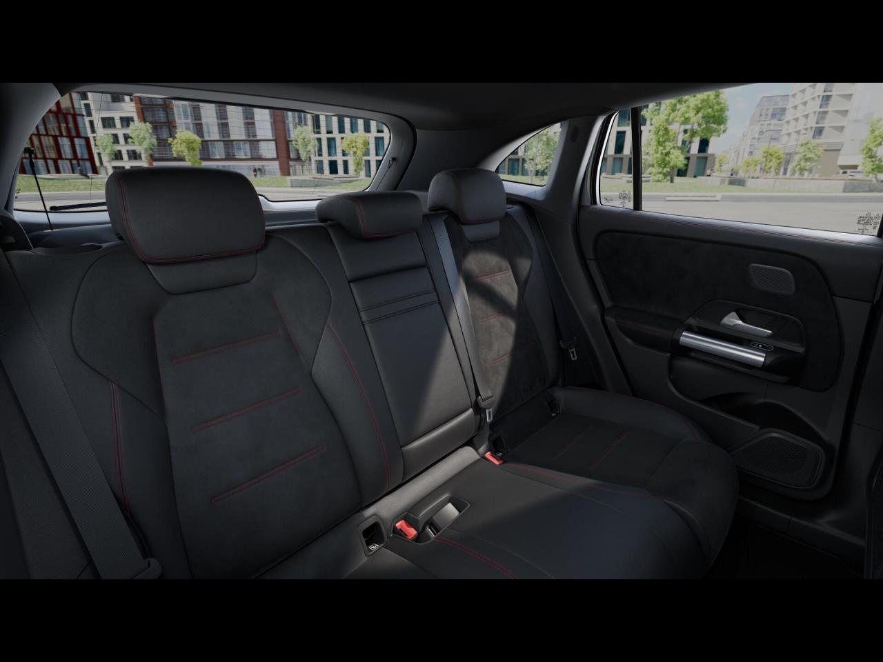 Mercedes-Benz EQA 300 4M AMG Night Panorama Distronic AHK