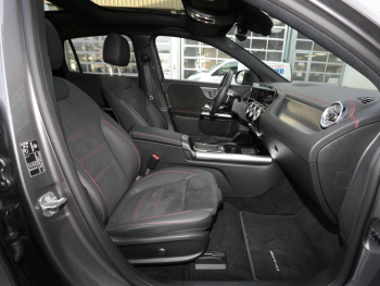 Mercedes-Benz EQA 300 4M AMG Night Panorama Distronic Winter-P