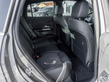 Mercedes-Benz EQA 300 4M Progressive MBUX Navi Memory ParkP