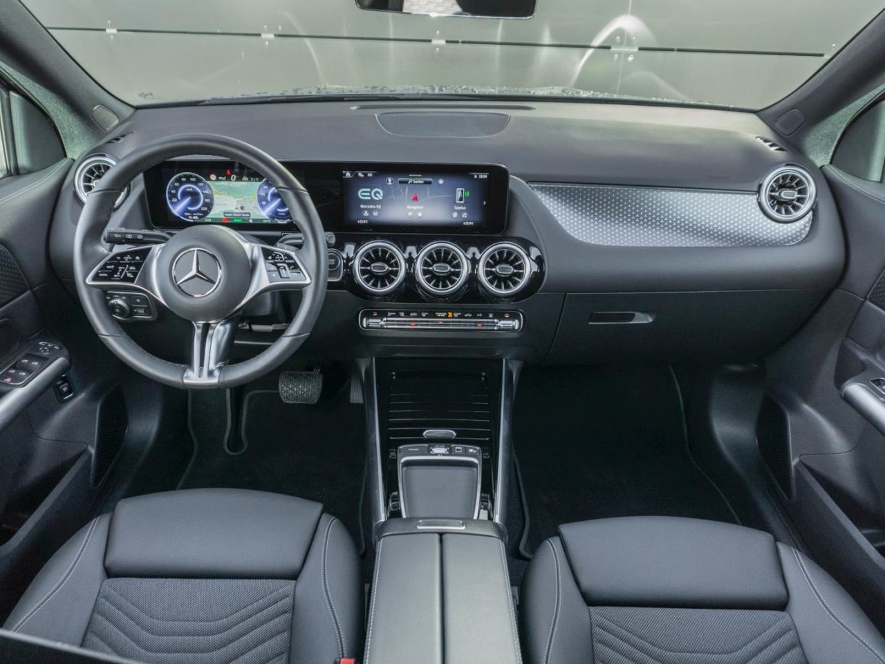 Mercedes-Benz EQA 300 4M Progressive MBUX Navi Memory ParkP