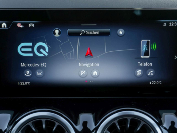 Mercedes-Benz EQA 300 4M Progressive MBUX Navi Memory ParkP