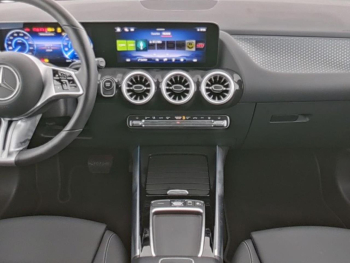 Mercedes-Benz EQA 300 4M Progressive MBUX Navi Memory ParkP