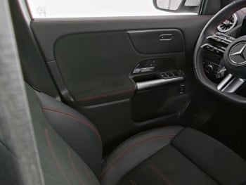 Mercedes-Benz EQA 300 4M AMG MBUXNavi-Prem. Easy-Pack Kamera
