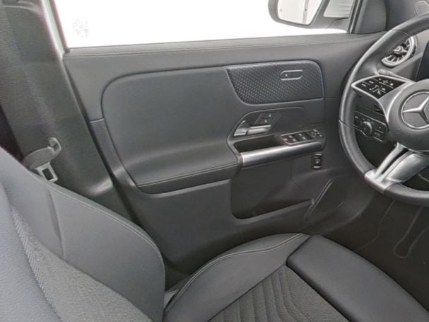 Mercedes-Benz EQA 300 4M Progressive MBUX Navi Panorama Kamera Mercedes-Benz EQA 300 4M Progressive MBUX Navi Panorama Kamera