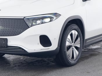 Mercedes-Benz EQA 300 4M Progressive MBUX Navi-Prem. Kamera