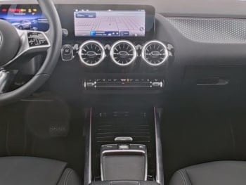 Mercedes-Benz EQA 300 4M Progressive Navi ParkP EasyP Kamera