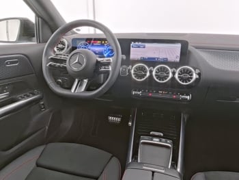 Mercedes-Benz EQA 350 4M AMG Night Panorama Kamera Easy-Pack