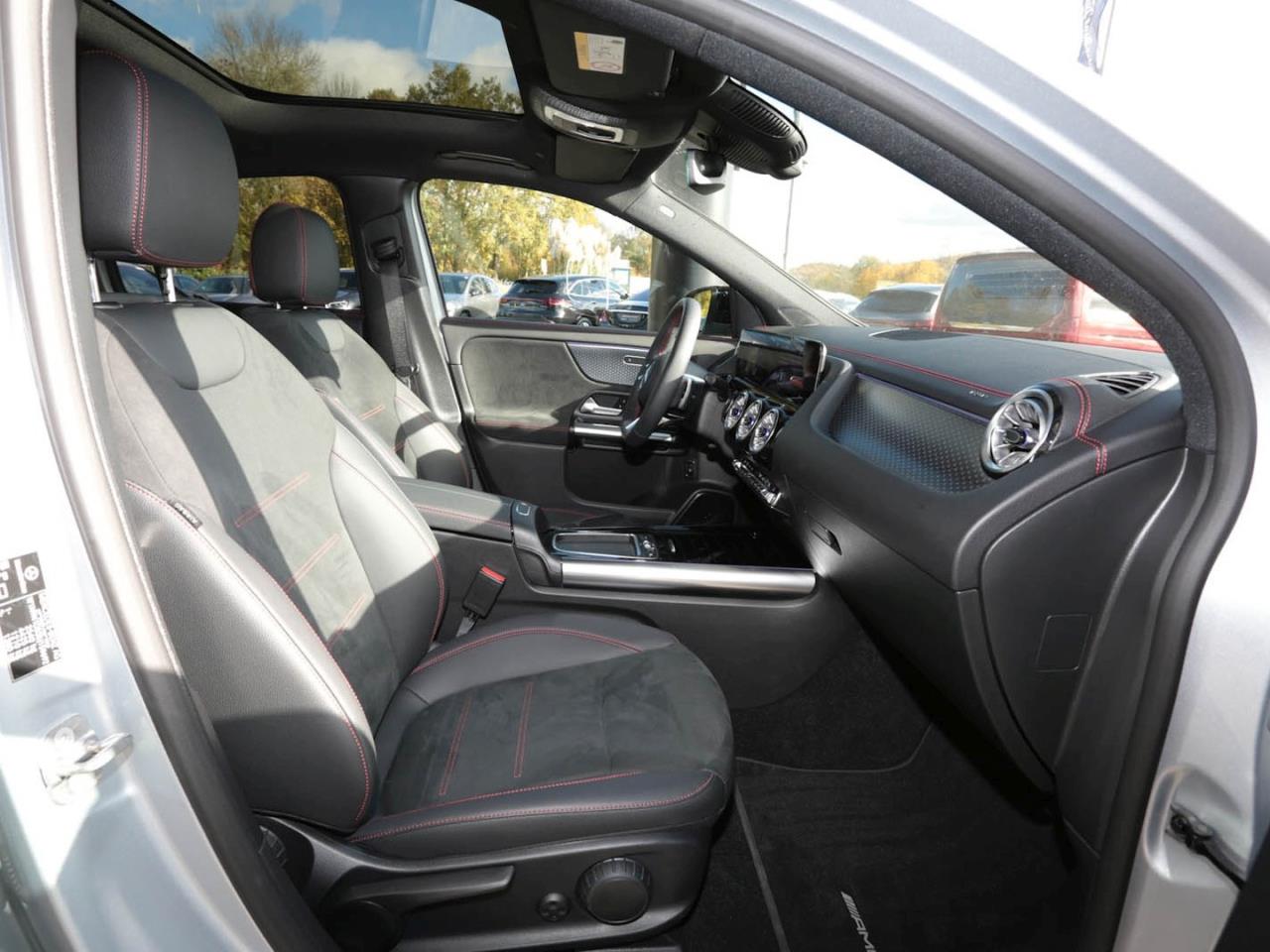 Mercedes-Benz EQA 350 4M AMG Night Panorama Kamera Easy-Pack