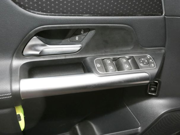 Mercedes-Benz EQA 350 4M Progressive MBUX Navi Panorama Kamera