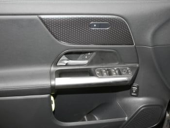 Mercedes-Benz EQA 350 4M Progressive MBUX Navi Panorama Kamera