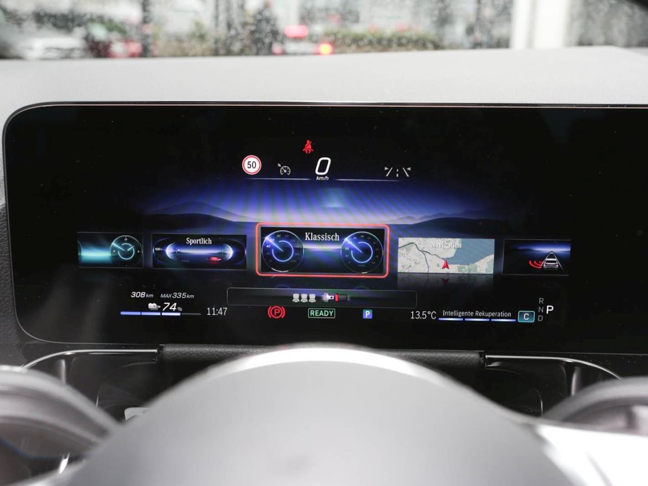 Mercedes-Benz EQA 350 4M Progressive MBUX Navi Panorama Kamera