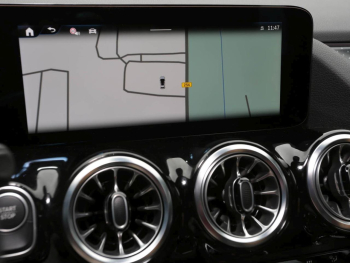 Mercedes-Benz EQA 350 4M Progressive MBUX Navi Panorama Kamera