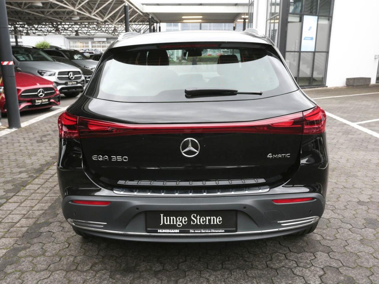 Mercedes-Benz EQA 350 4M Progressive MBUX Navi Panorama Kamera