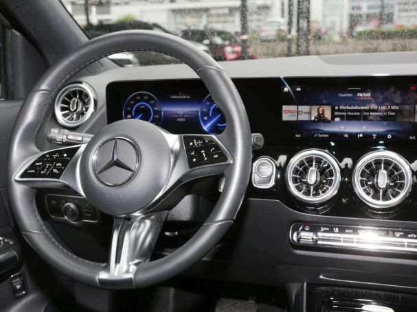 Mercedes-Benz EQA 350 4M Progressive MBUX Navi Panorama Kamera