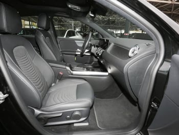 Mercedes-Benz EQA 350 4M Progressive MBUX Navi Panorama Kamera