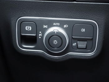 Mercedes-Benz EQA 350 4M AMG Night Panorama 360° EasyPack AHK