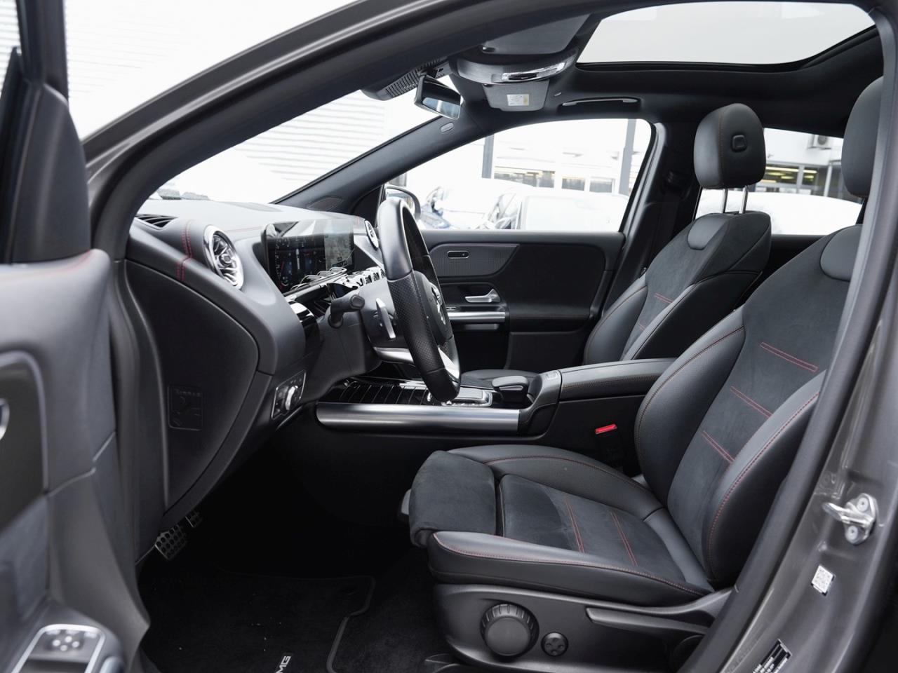 Mercedes-Benz EQA 350 4M AMG Night Panorama 360° EasyPack AHK