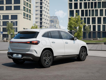 Mercedes-Benz EQA 350 4M AMG Burmester Head-Up Memory 360°