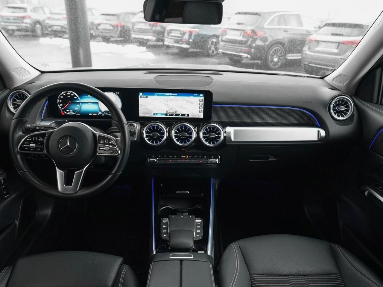 Mercedes-Benz EQB 250 Night Distronic Kamera EasyPack SpiegelP