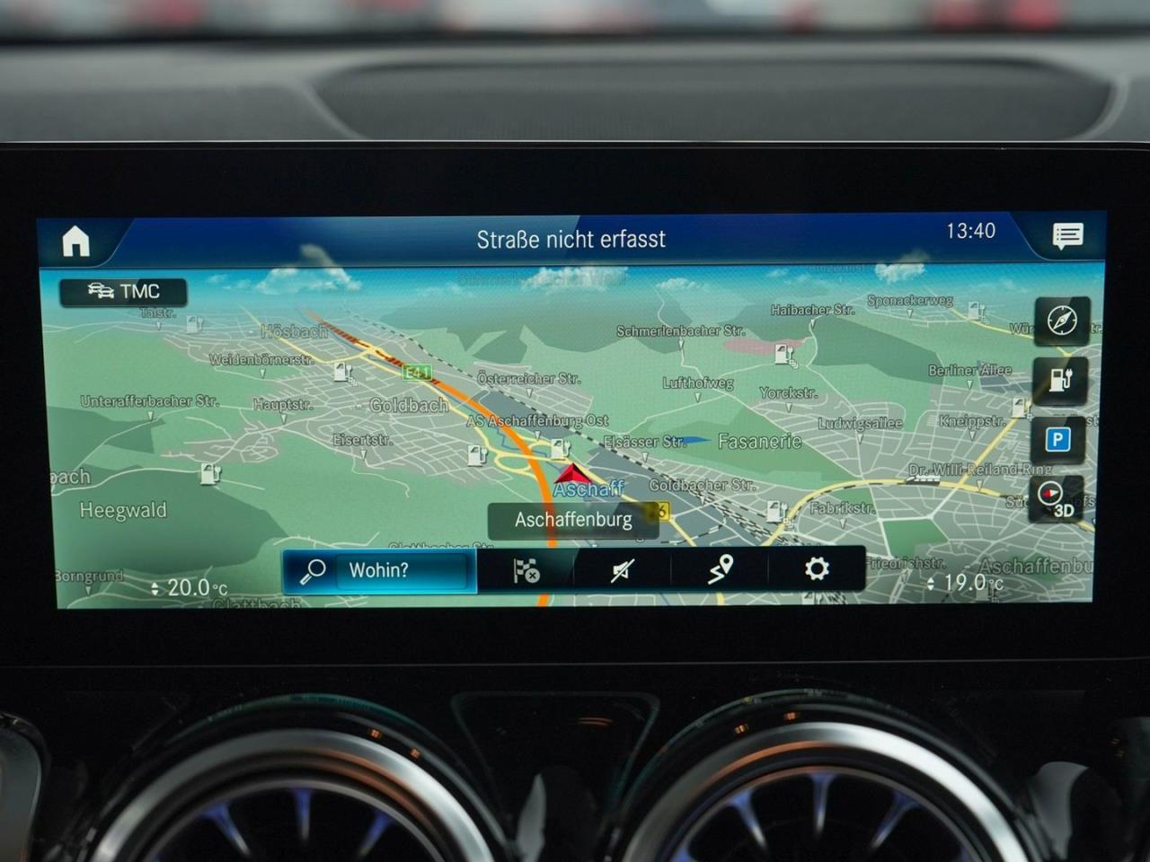 Mercedes-Benz EQB 250 Night Distronic Kamera EasyPack SpiegelP