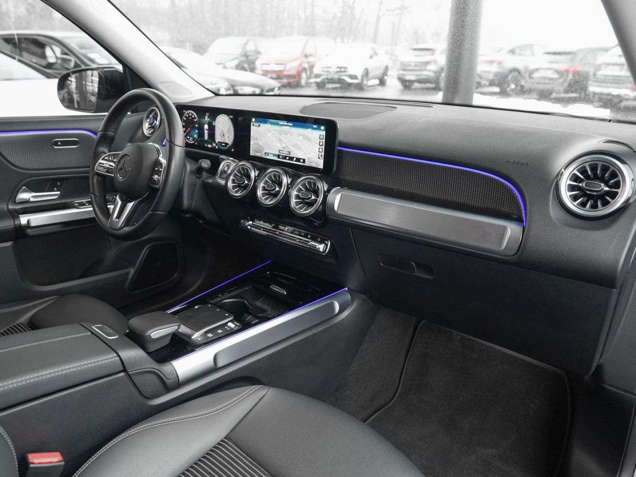 Mercedes-Benz EQB 250 Night Distronic Kamera EasyPack SpiegelP