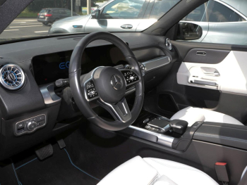 Mercedes-Benz EQB 250 AMG Edition 1 Panorama Easy-Pack 360°