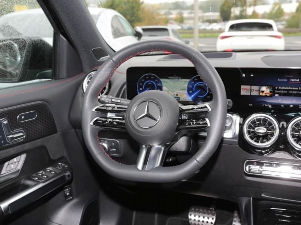 Mercedes-Benz EQB 250+ AMG MBUX Navi-Prem. AHK Memory 360° Mercedes-Benz EQB 250+ AMG MBUX Navi-Prem. AHK Memory 360°
