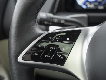 Mercedes-Benz EQB 250+ Progressive Panorama 360° Winterpaket