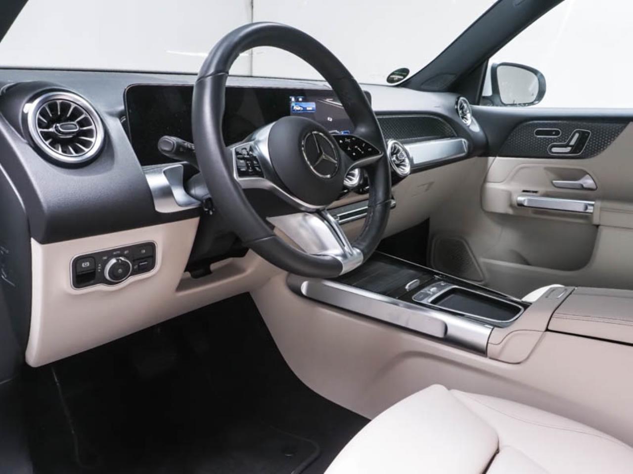 Mercedes-Benz EQB 250+ Progressive Panorama 360° Winterpaket