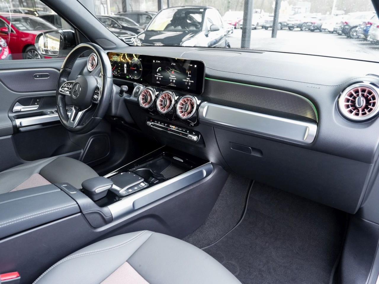 Mercedes-Benz EQB 250 ElectricArt Night Navi Panorama 360°