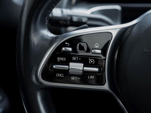 Mercedes-Benz EQB 250 ElectricArt Night Navi Panorama 360°