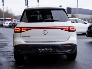 Mercedes-Benz EQB 250 ElectricArt Night Navi Panorama 360°