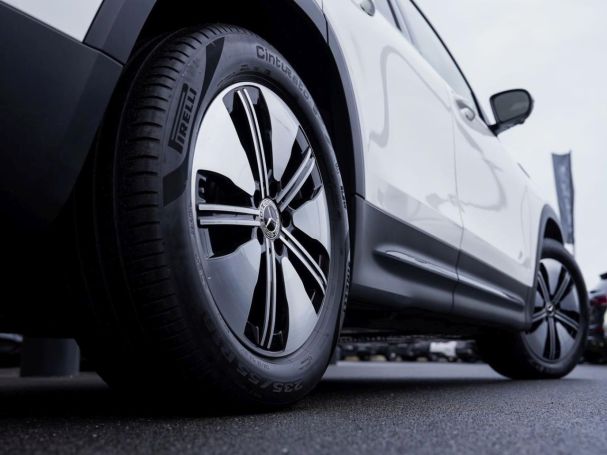 Mercedes-Benz EQB 250 ElectricArt Night Navi Panorama 360°