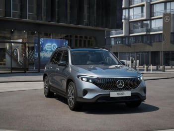 Mercedes-Benz EQB 300 4M Electric Art Night Panorama 360° AHK