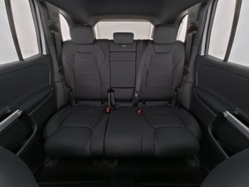 Mercedes-Benz EQB 300 4M AMG MBUX Navi Kamera 7-Sitzer WinterP