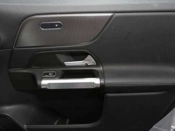 Mercedes-Benz EQB 300 4M Progressive Night Distronic 360°