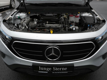 Mercedes-Benz EQB 300 4M Progressive Night Distronic 360°
