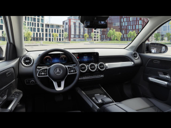 Mercedes-Benz EQB 300 4M Progressive Night Distronic 360°