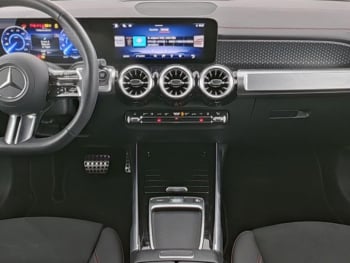 Mercedes-Benz EQB 300 4M AMG Distronic 7-Sitzer Kamera EasyP