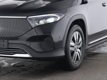 Mercedes-Benz EQB 300 4M Progressive Panorama Distronic Kamera